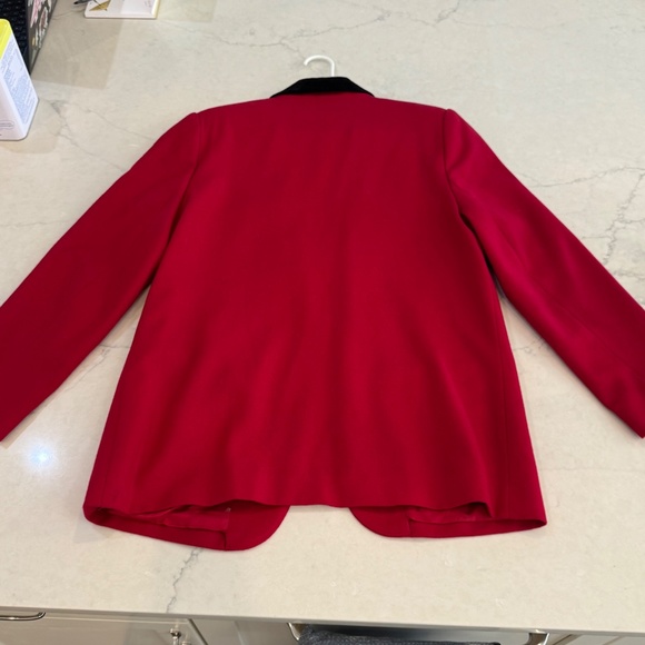 Sag Harbor Red Wool Blazer with Black Velvet Collar - Women’s Size 14, Pre-Owned - Picture 4 of 12